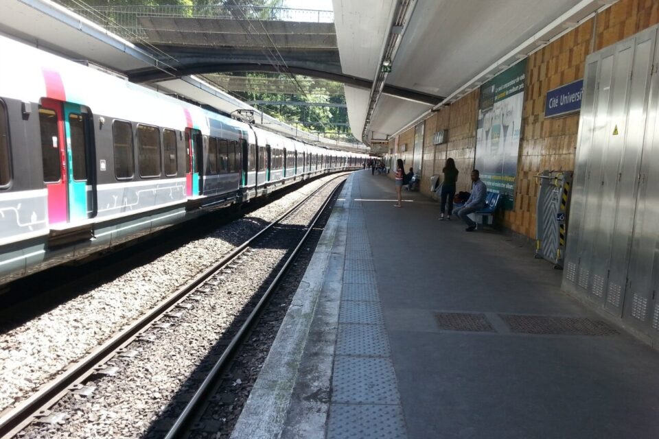 Gare de Cité Universitaire RER B Paris.