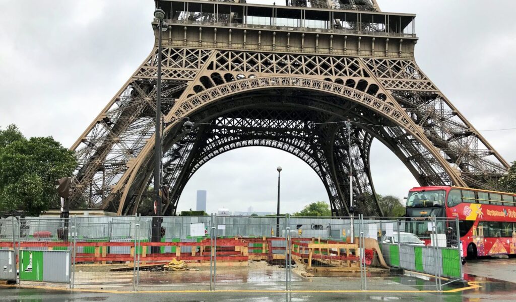 Tour Eiffel attentat