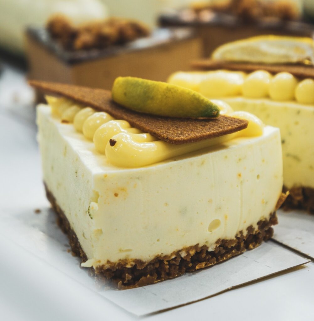 Gâteau « Cheesecake citron », création originale du chef pâtissier Nabil El Hamel (©La Toque Algérienne)